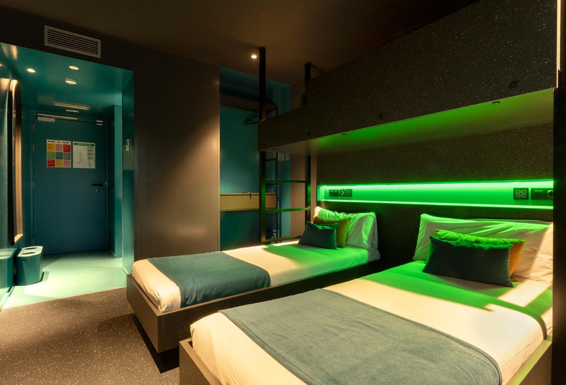 Triple Room City View
